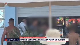 VIDEO Scandal urmat de bătaie în Euforie Nord. Trei turiști nu ar fi vrut să plătească saltelele gonflabile închiriate astfel că au recurs la violență